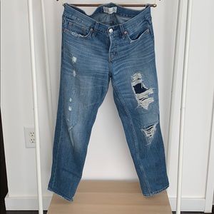 A&F boyfriend straight jean